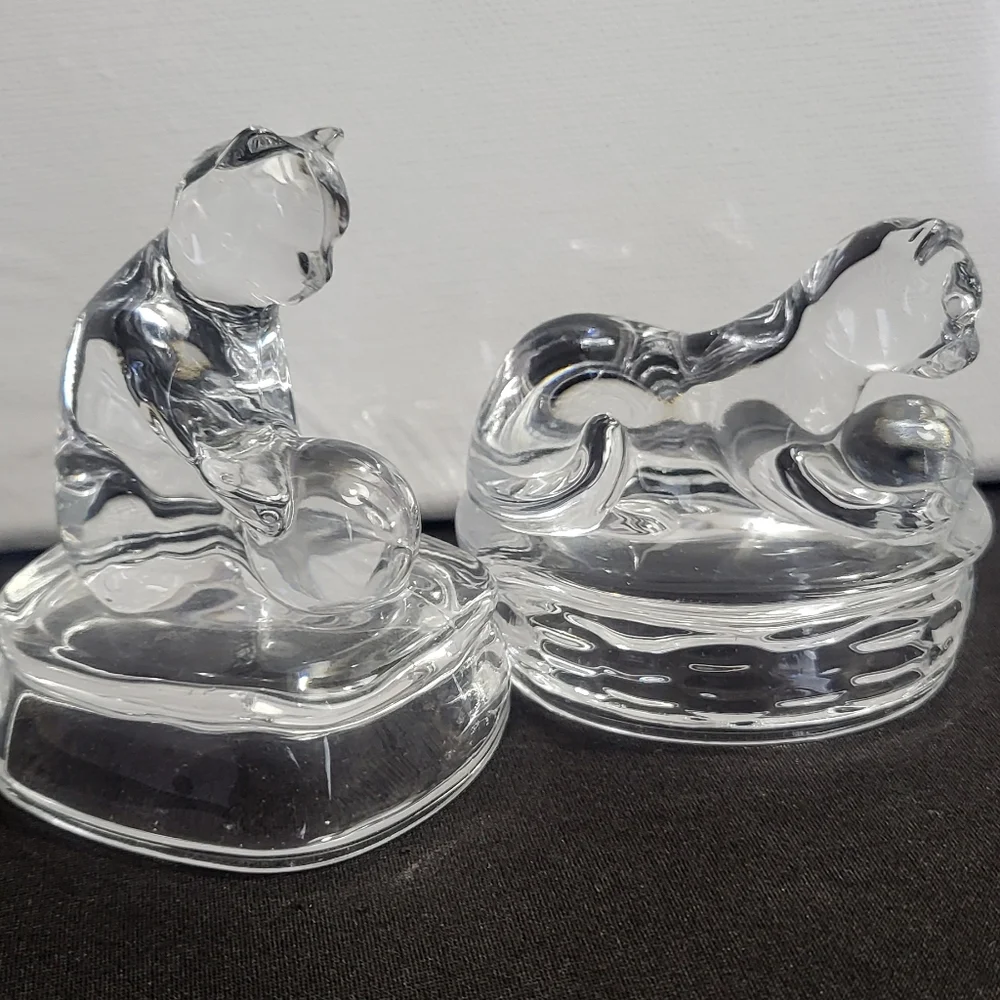 Vintage Avon Crystal Cat Figurines